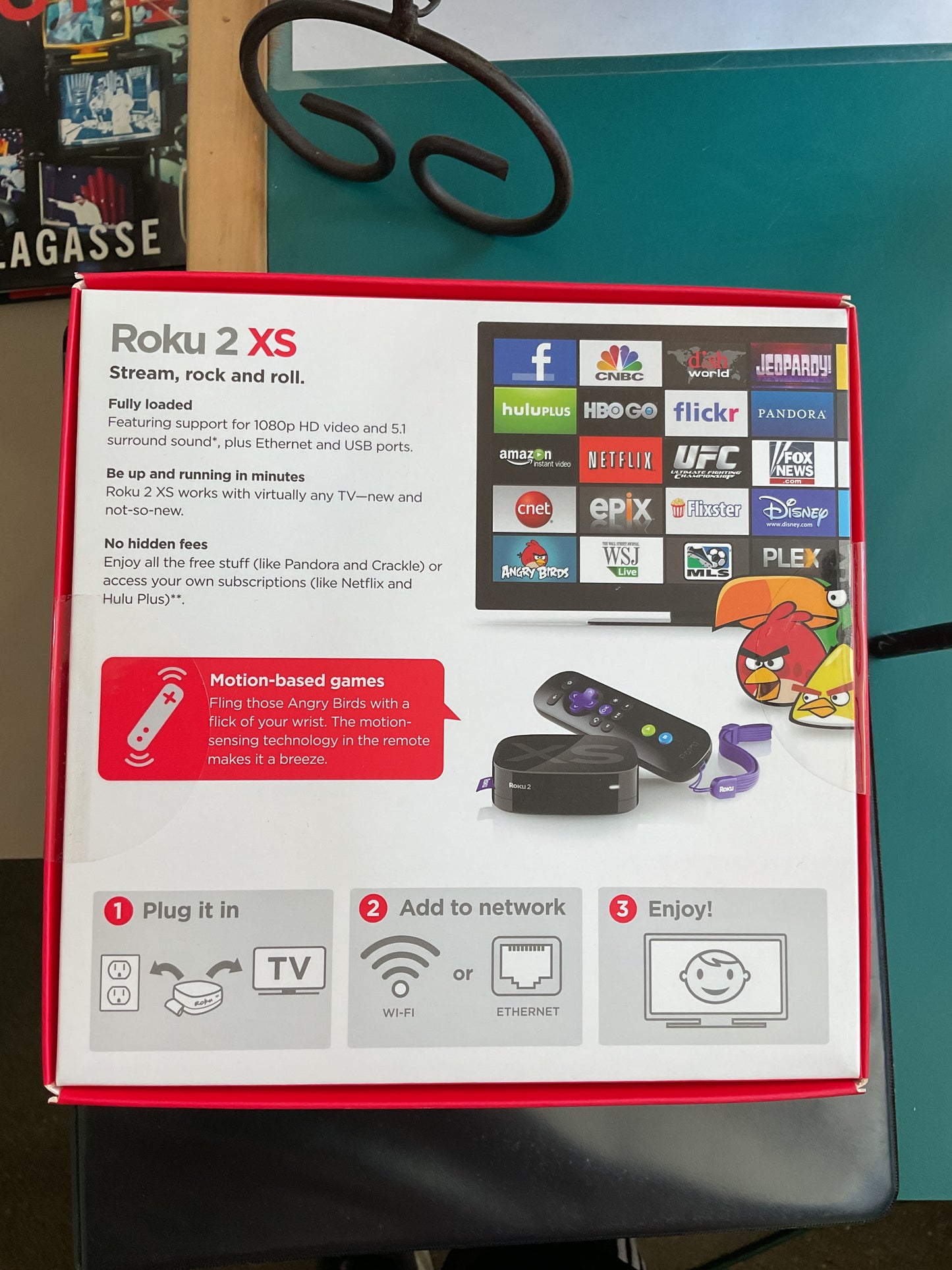 Roku 2 + HDMI Cable