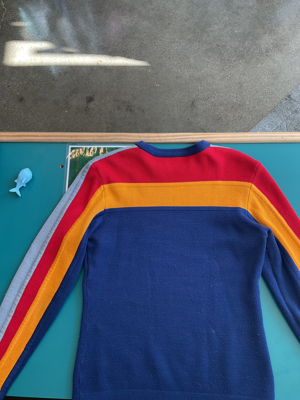 Small Colorful Unbranded Knit Sweatshirt with Retro Colors size Small