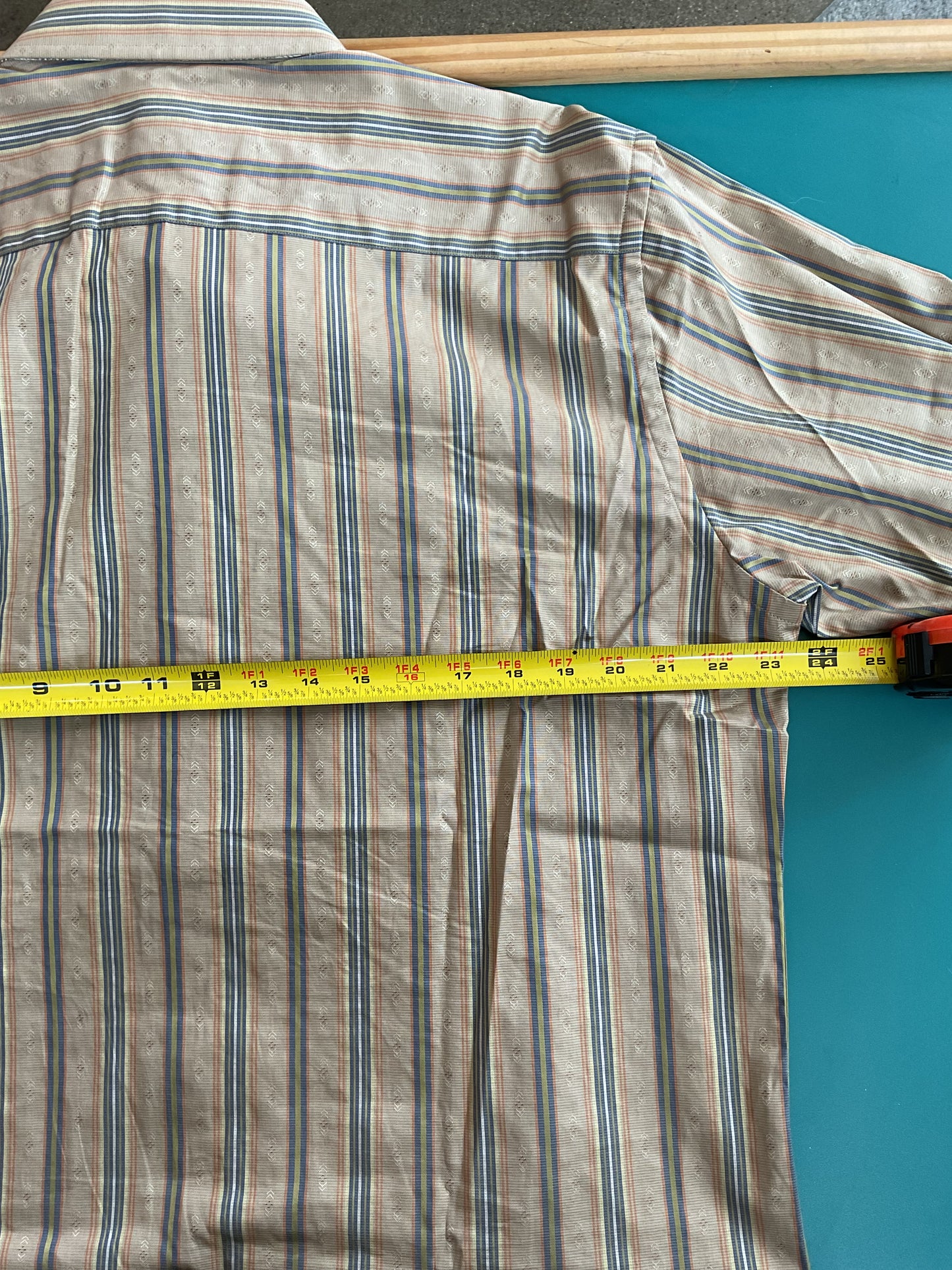 Fun Robert Graham Embroidered Tan Button Up
