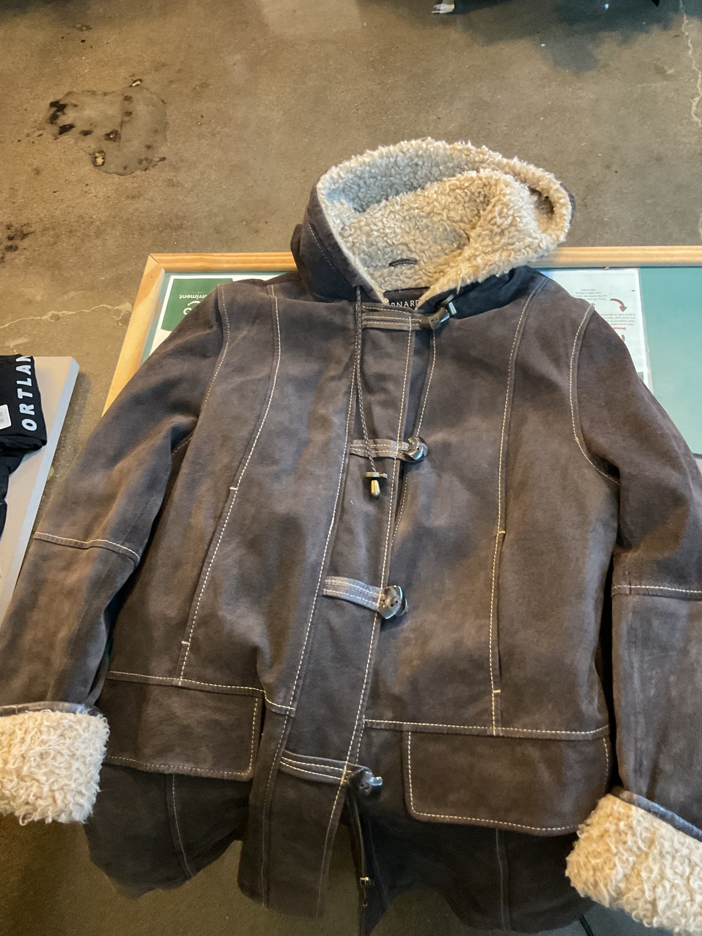 Size Large Bernardo Coat