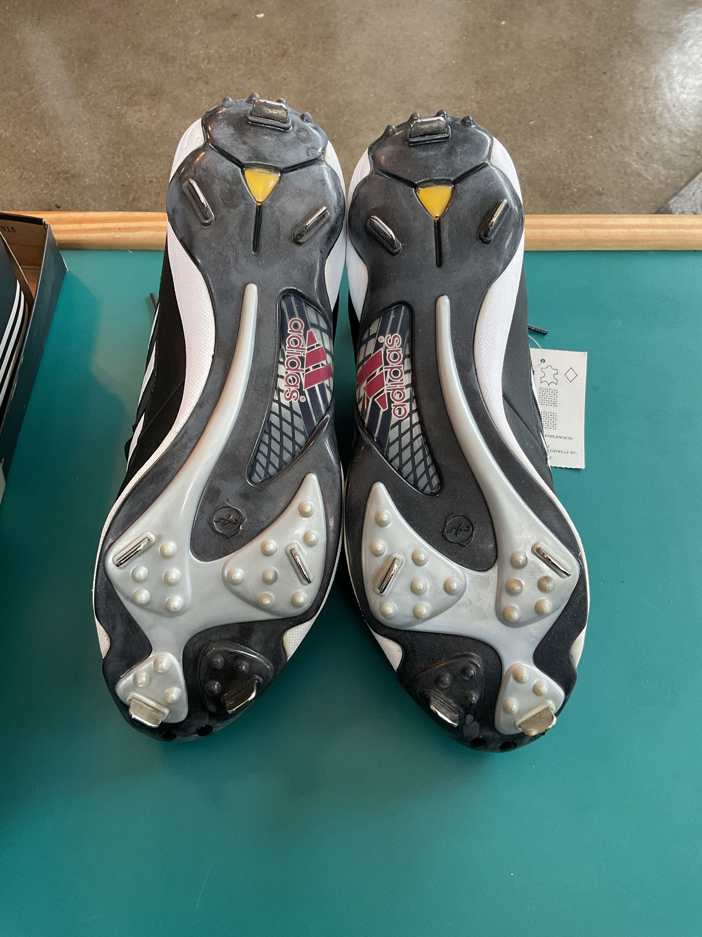 Excelsior Low Adidas Baseball Shoes Size 10