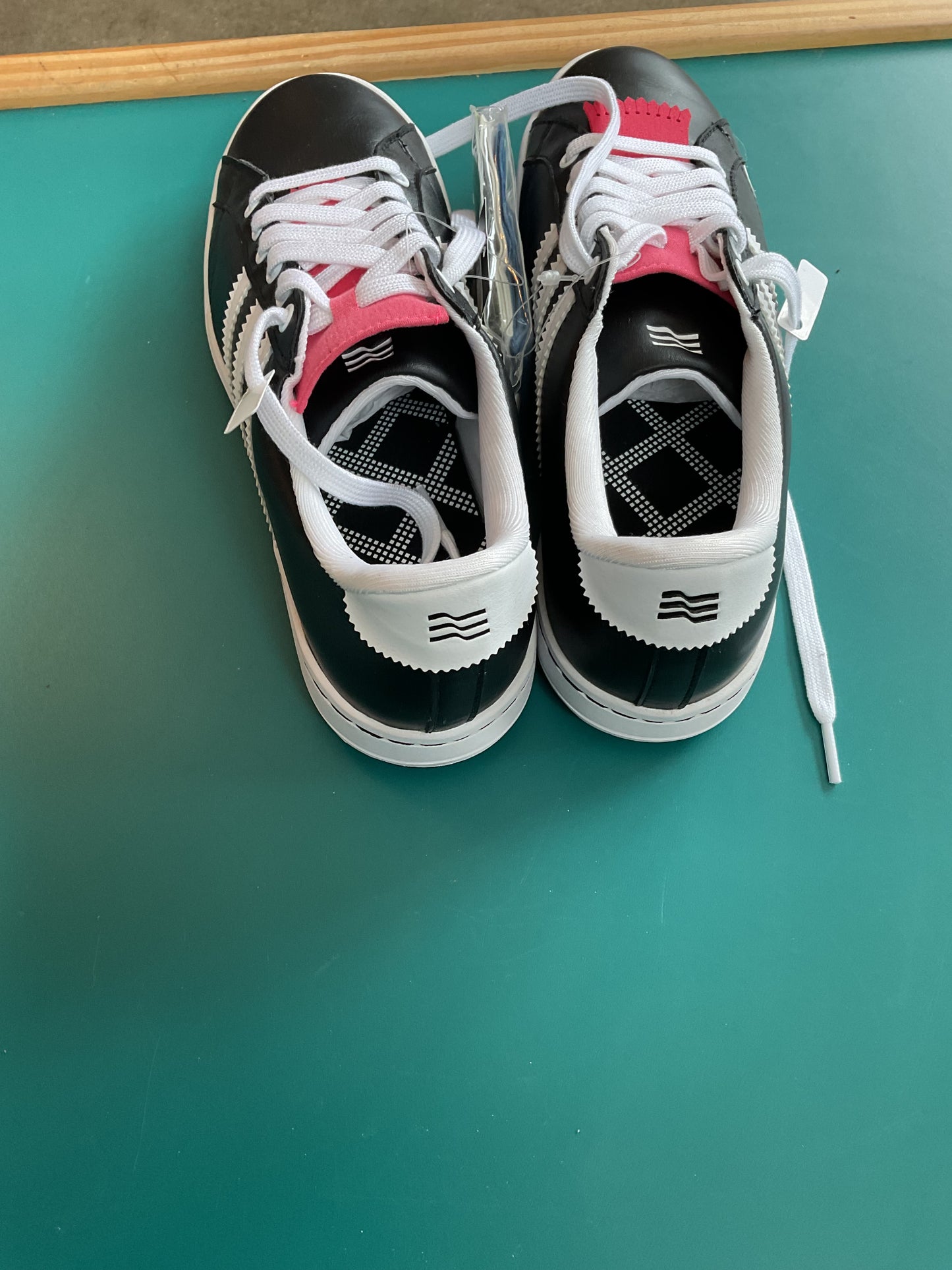 Women’s Adicross II Golf Shoes Size 8.5