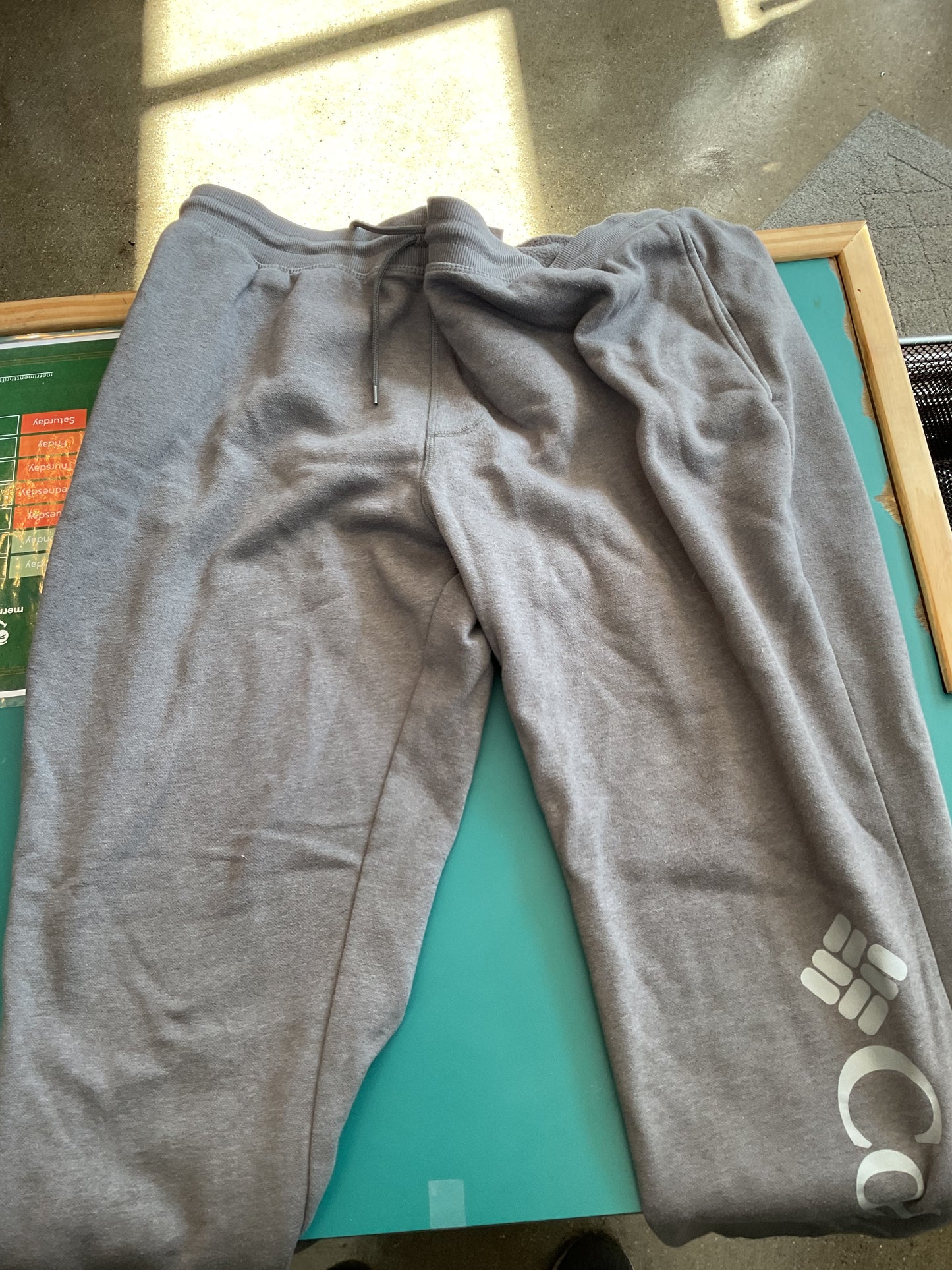 Grey Columbia XL Men’s Jogger Sweatpants