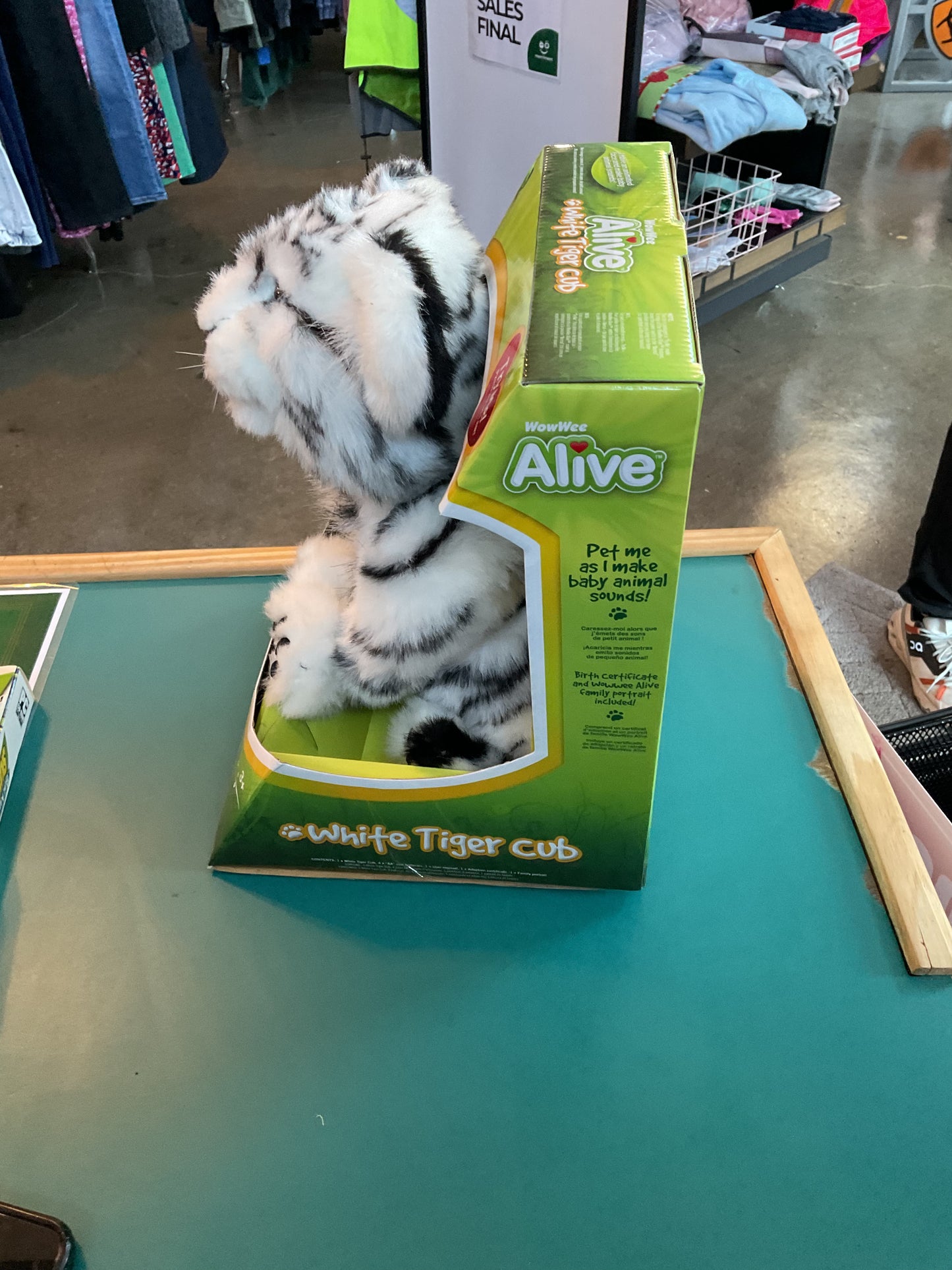 WowWee Alive White Tiger Cub