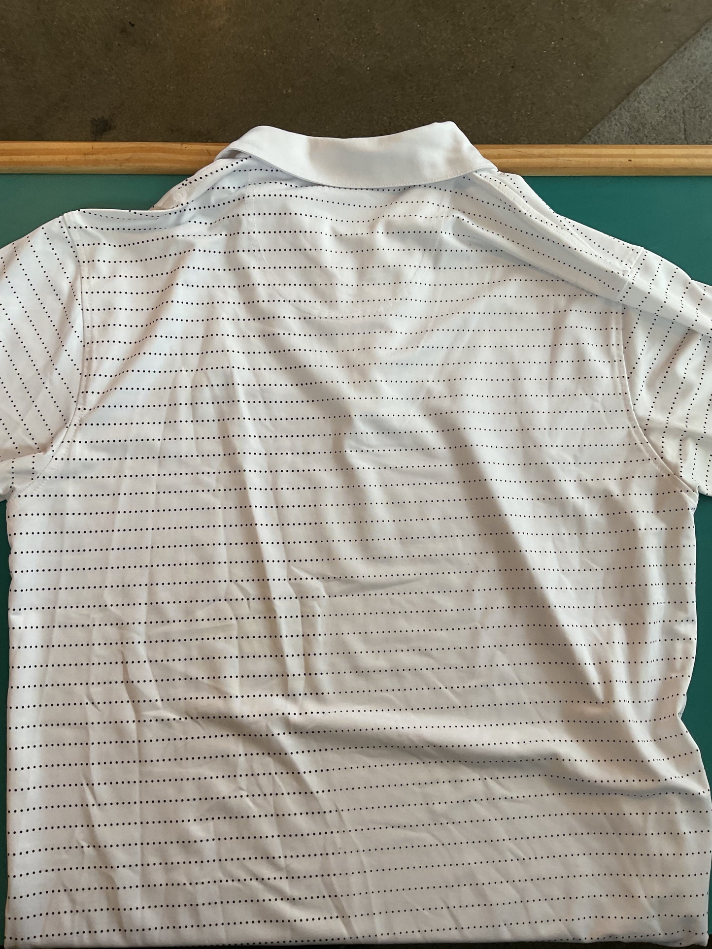 Comfortable Pebble Beach White Performance Polo Size Medium