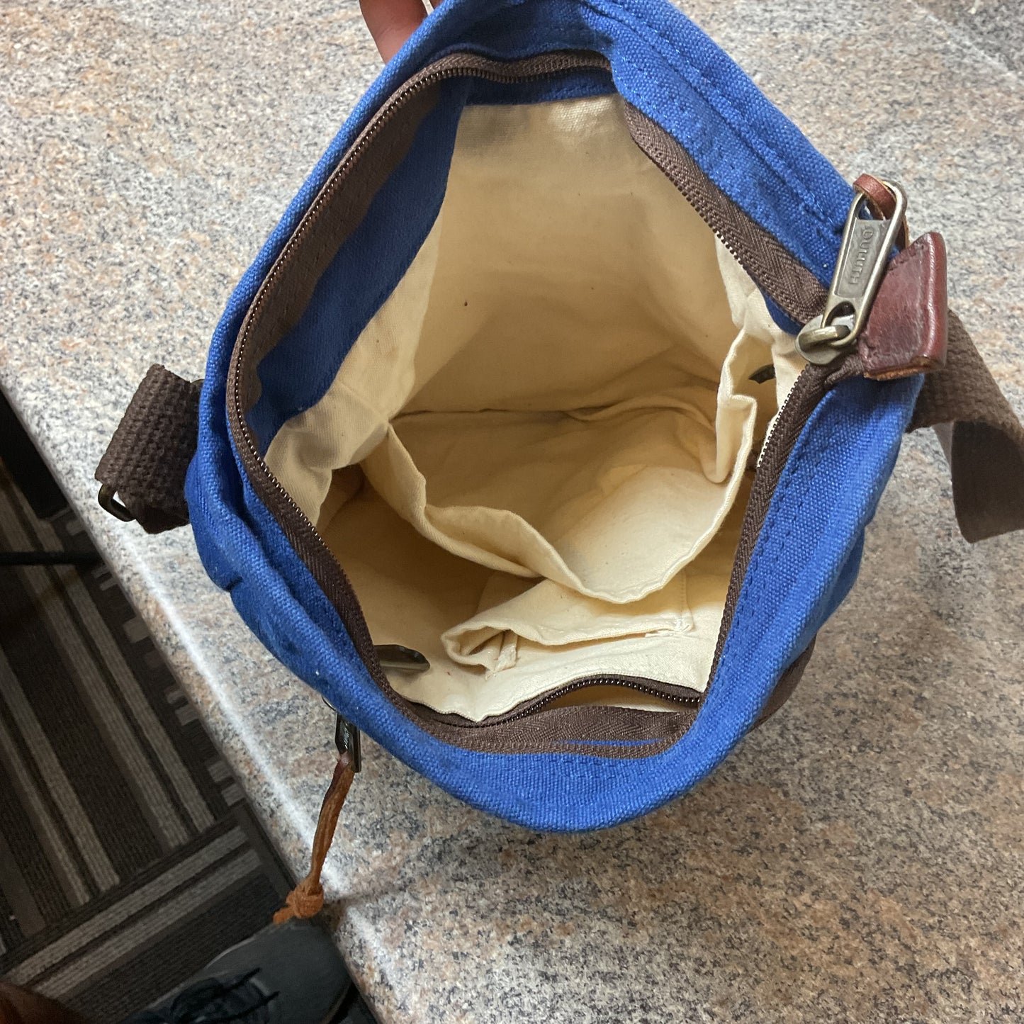 Duluth Trading Co Blue Over The Shoulder Bag