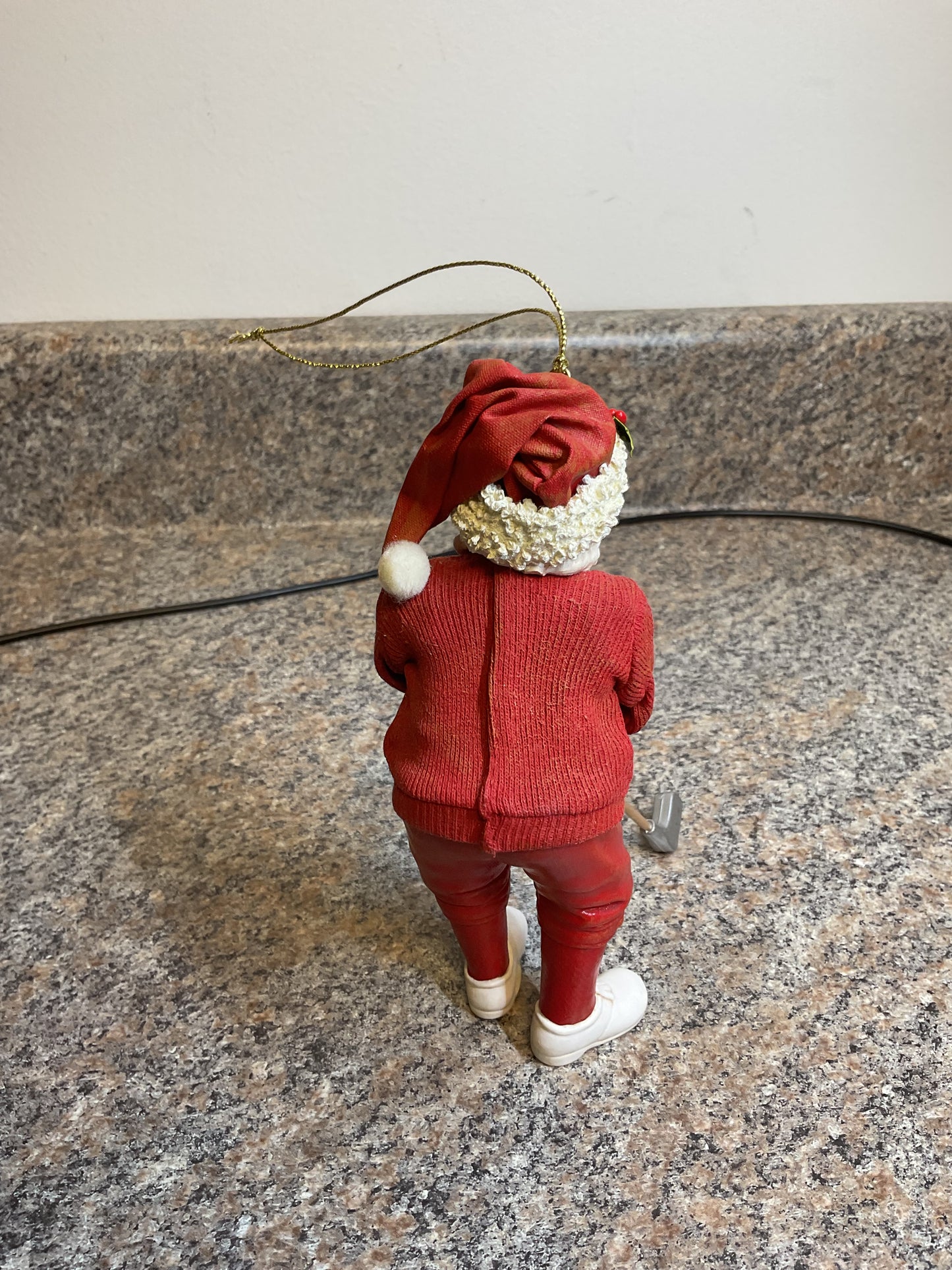 Golfing Santa Figurine Clothtique by Possible Dreams