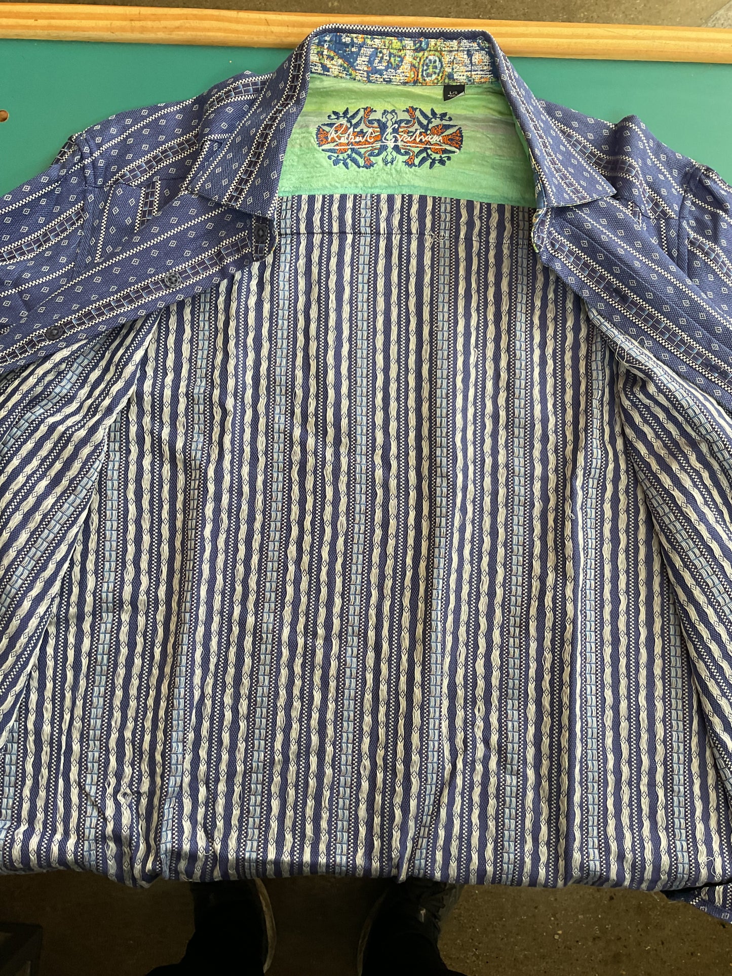 Fun Robert Graham Blue Button Up Shirt size Large