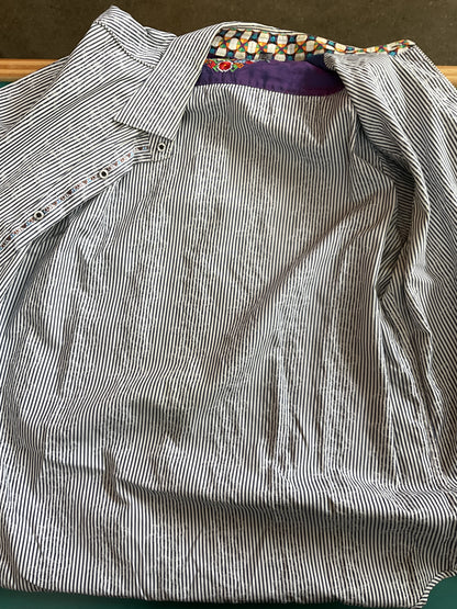 Fun Robert Graham striped and embroidered Button Up Size M
