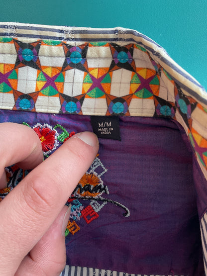 Fun Robert Graham striped and embroidered Button Up Size M